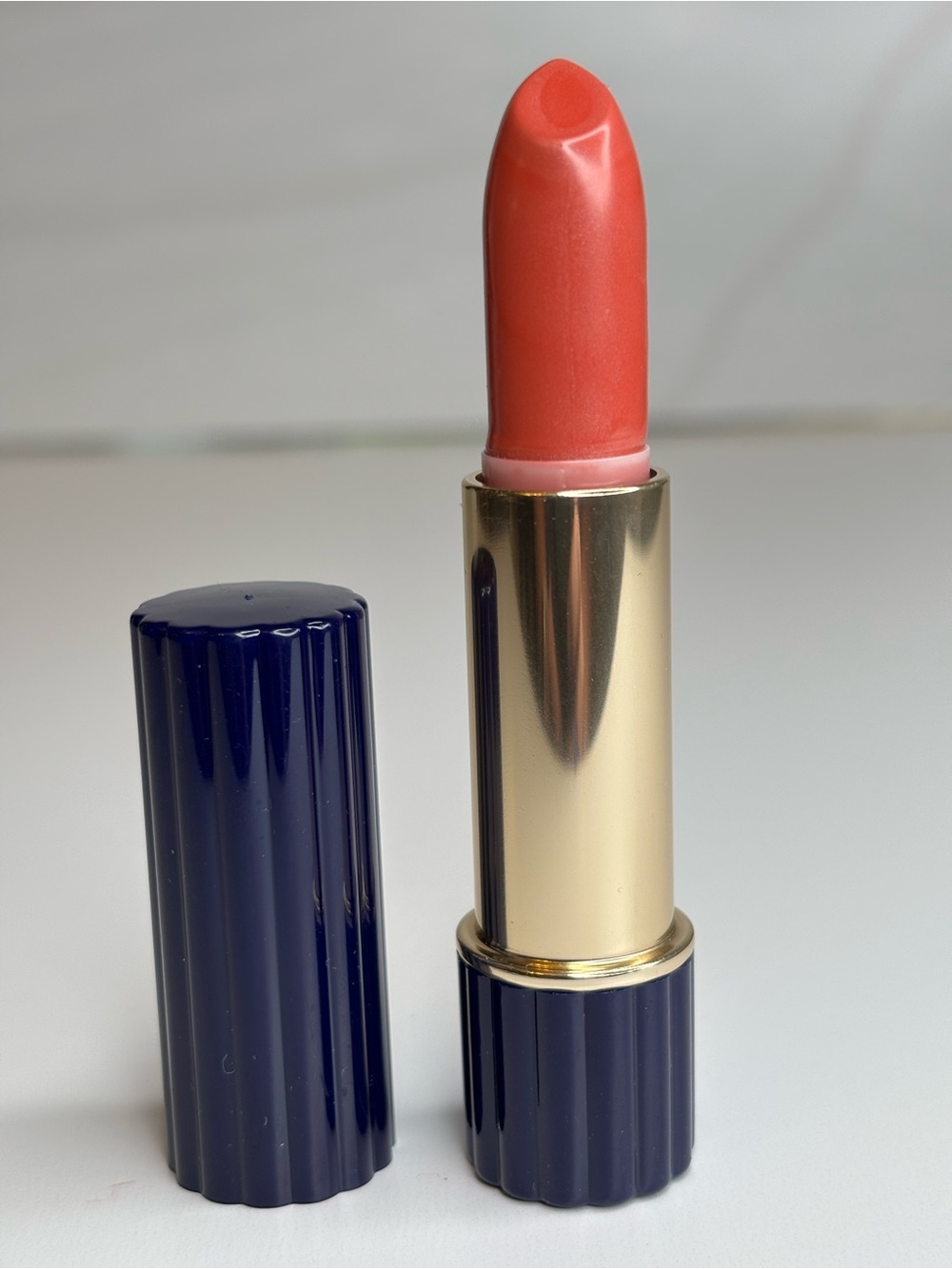 Estee Lauder Futurist Full Treatment - Wild Coral - SPF 15 Discontinued